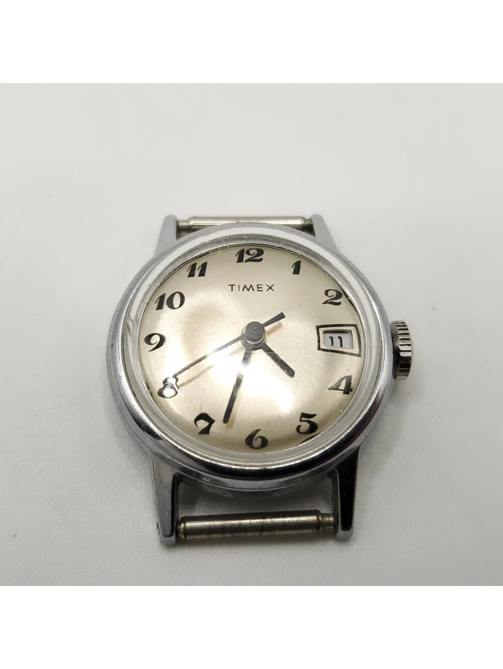 Vintage Timex Mercury Date Dial Womens Watch 25mm No Band Silver Tone Running